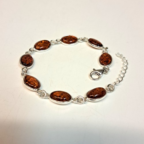 Click to view detail for HWG-2414 Bracelet, Rum Amber  $77